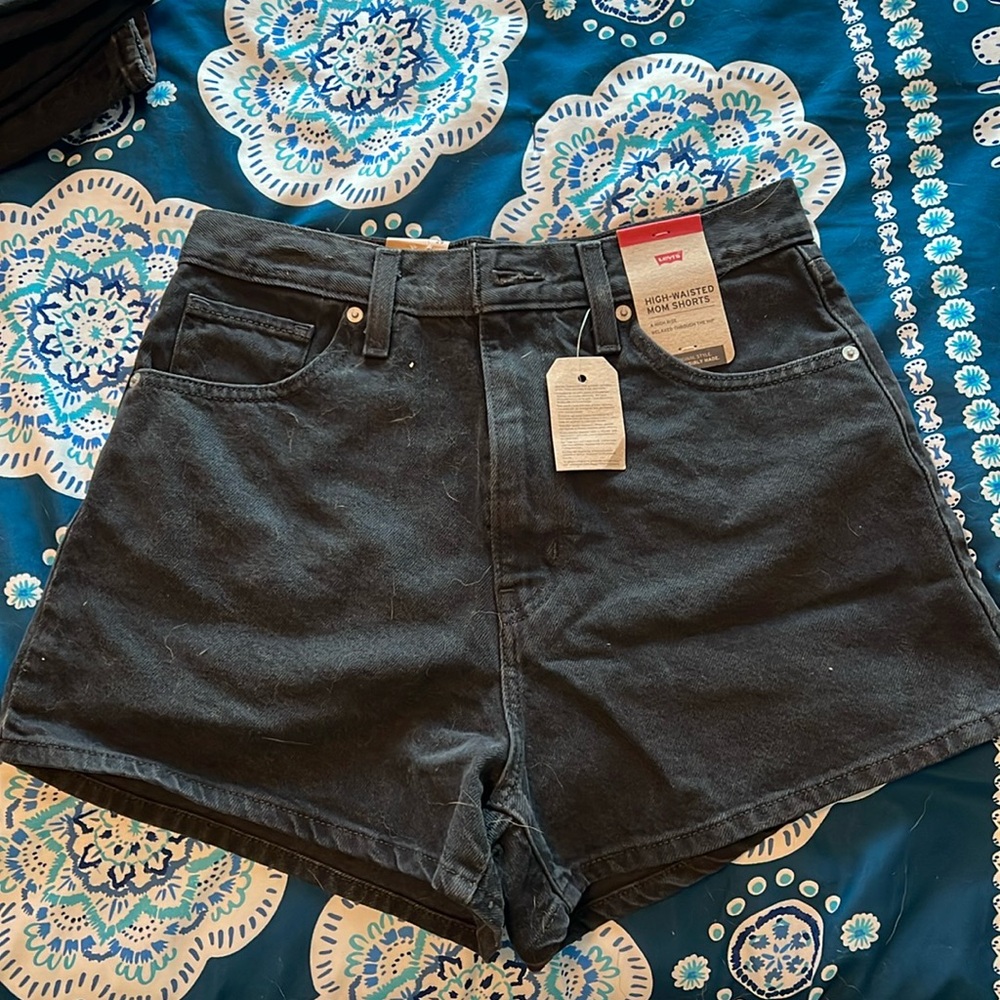Levi’s high waisted mom shorts